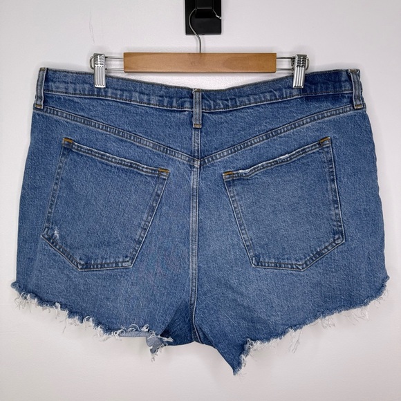 ABERCROMBIE The 90’s Relaxed High Rise Cutoff Jean Shorts - Picture 5 of 5